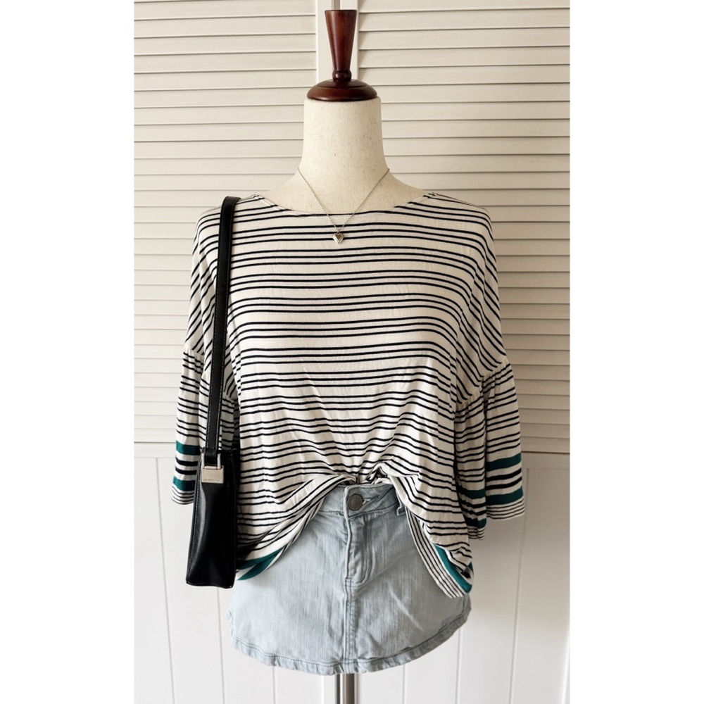 Max Studio Striped White and Blue Loose Blouse Top (NWT)